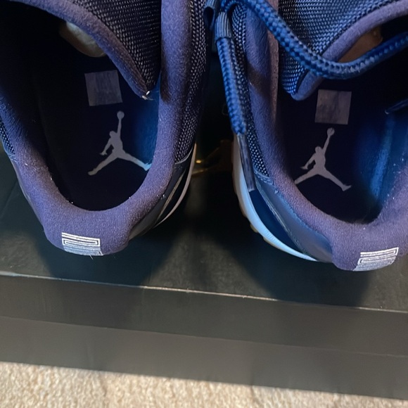 Air Jordan 11 Retro Low-Top Sneakers - Picture 8 of 10